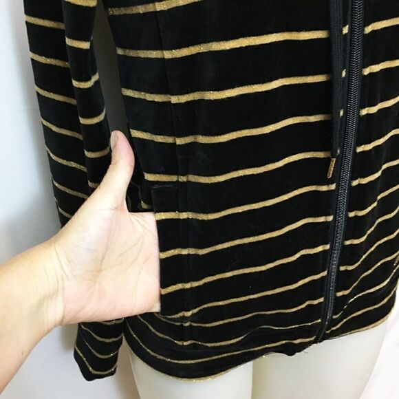 IMNYC BLACK VELOUR HOODY WITH GOLD STRIPE 🌻 - Picture 4 of 9